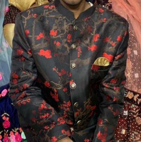 heavy Party wear sherwani ❣️❣️ - Picture 2 of 4